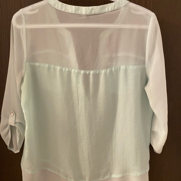 Light green, sheer top - Picture 2 of 2